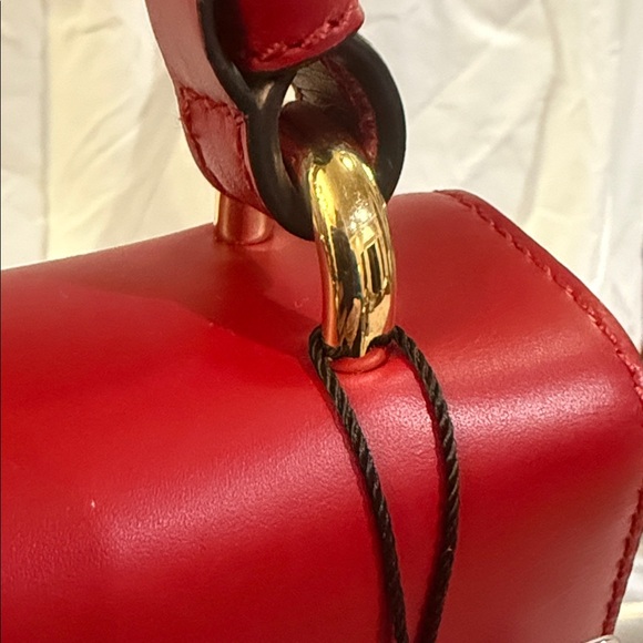 Gucci Red Web Sylvie Leather Large Shoulder Bag with COA and extra strap. - Picture 16 of 16